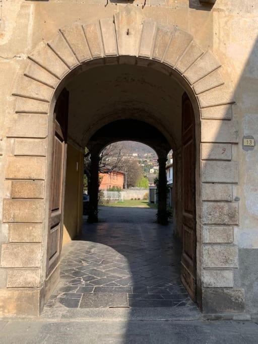 Casa Albatros Tra Lago E Monti Манделло-дель-Ларіо Екстер'єр фото